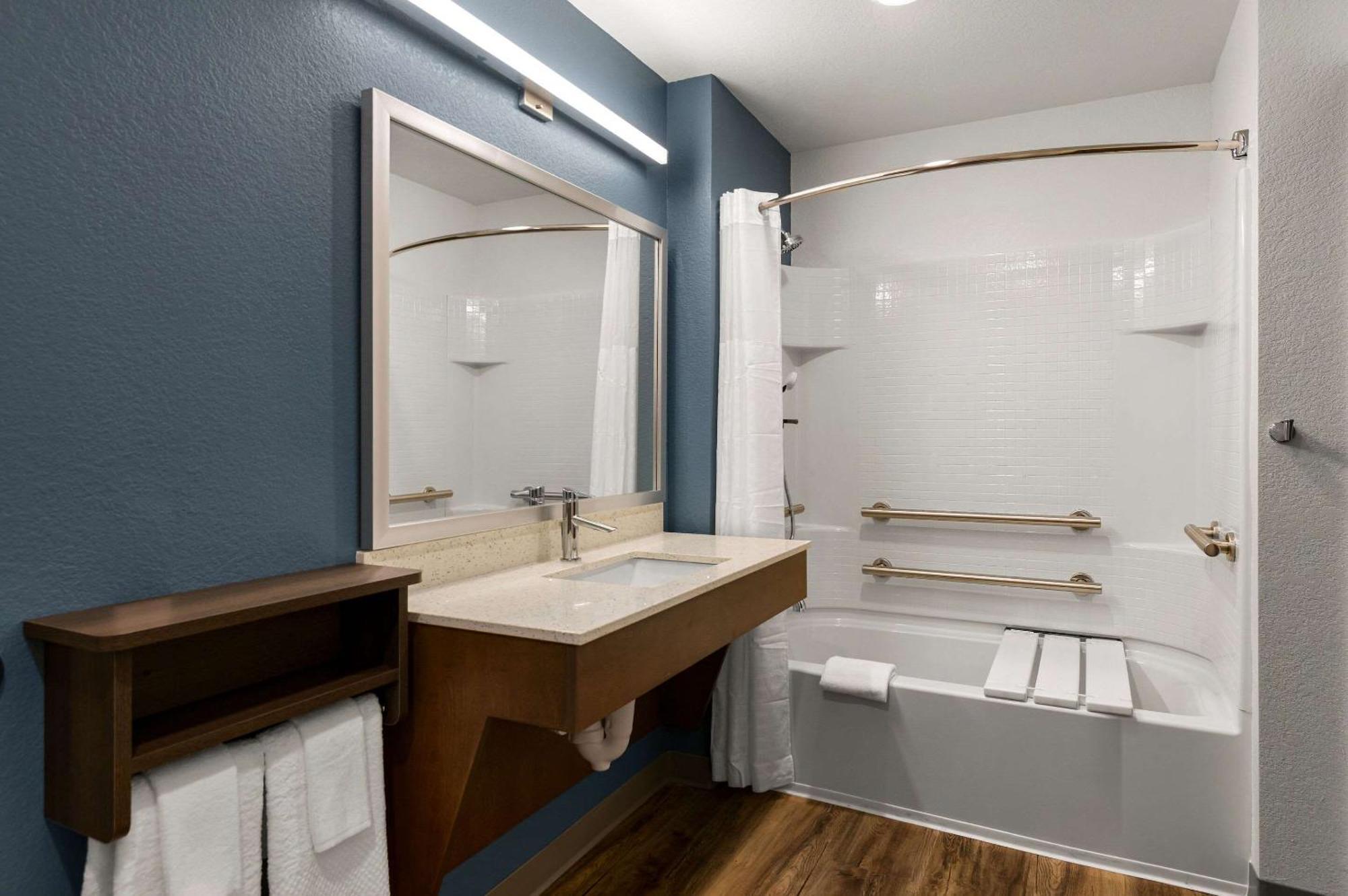 Woodspring Suites Yorktown Newport News Exterior foto